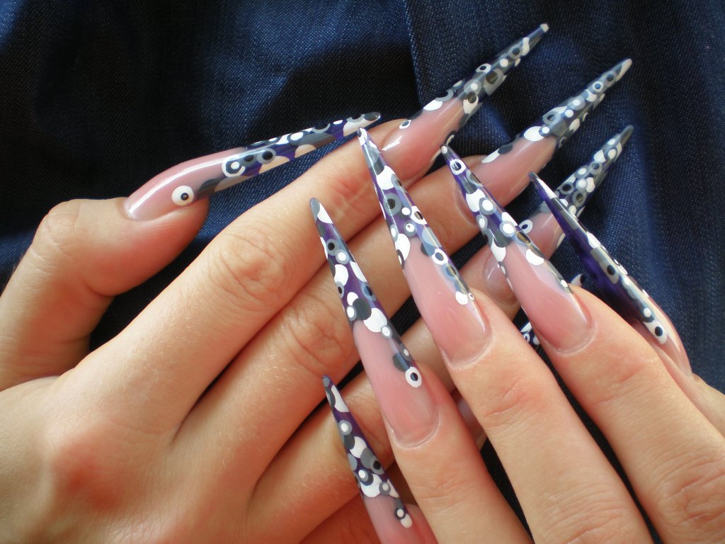 long stiletto curved nail design