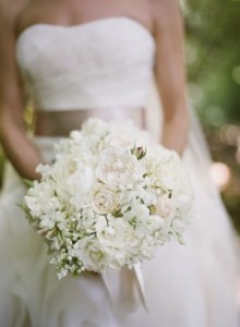 White-Wedding-Bouquet1-300x409