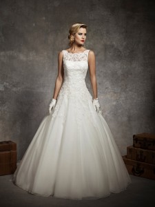 timeless-sleeveless-ball-gown-wedding-dress-with-floral-appliques