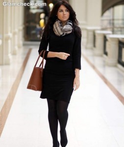 How-to-Style-Black-Winter-Dress-with-scarf