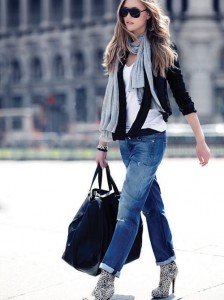 Boyfriend-jeans-with-blazer