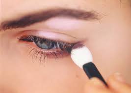 Makeup tips - Master the art of eyeshadow application