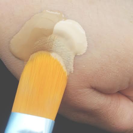 Get the perfect shade match - Tips for mixing foundations