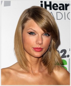 taylor-swift-medium-straight-hairstyle