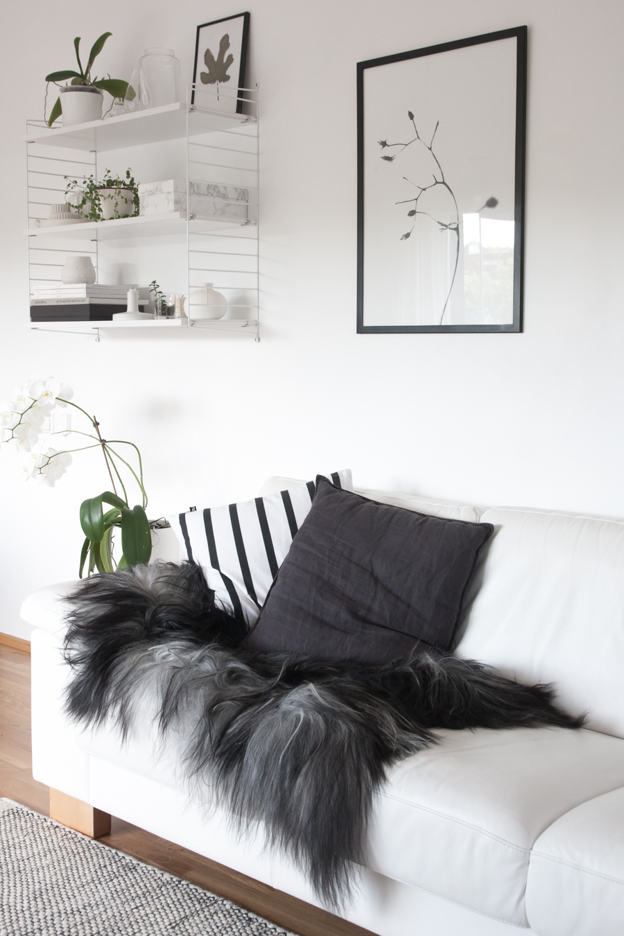 A Monochrome Interior Tips For Styling A Monochrome Living Room