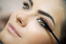 Makeup tips - Mistakes you are probably making with your mascara